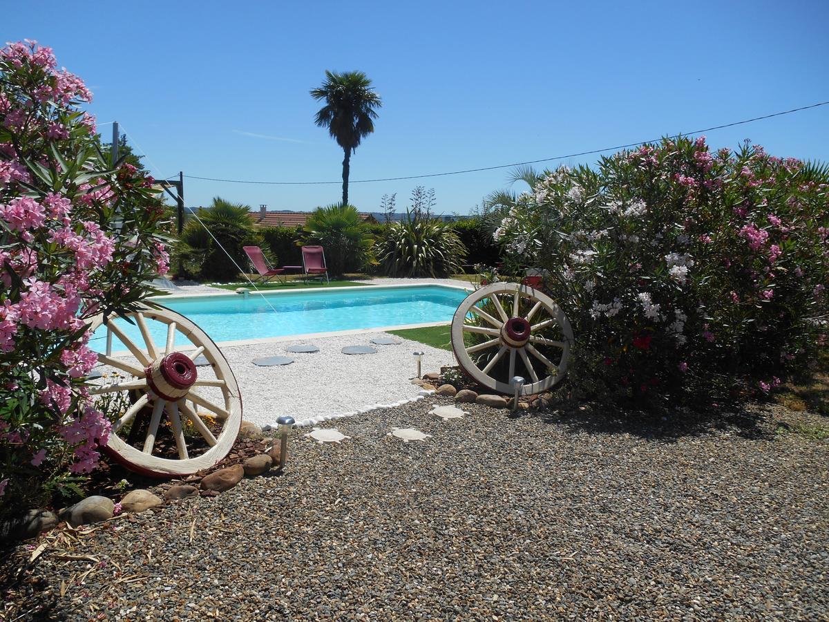 Le Pressoir B&B Aydie Екстер'єр фото